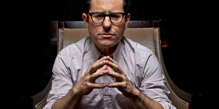 J. J. Abrams, autore di Mission: Impossible III, Star Trek e molto altro.